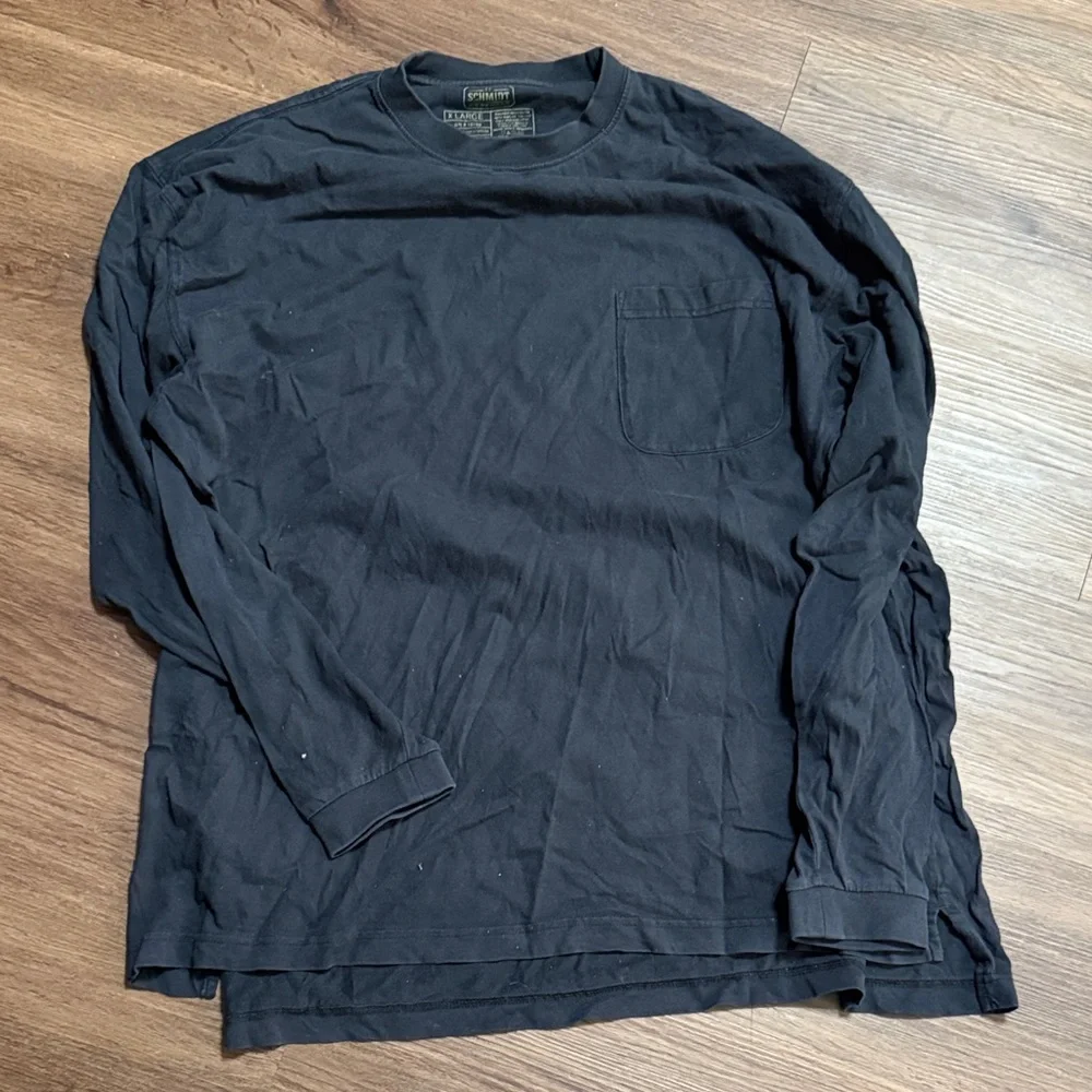 Men's Black Long Sleeve Tee - Picture 1 of 3